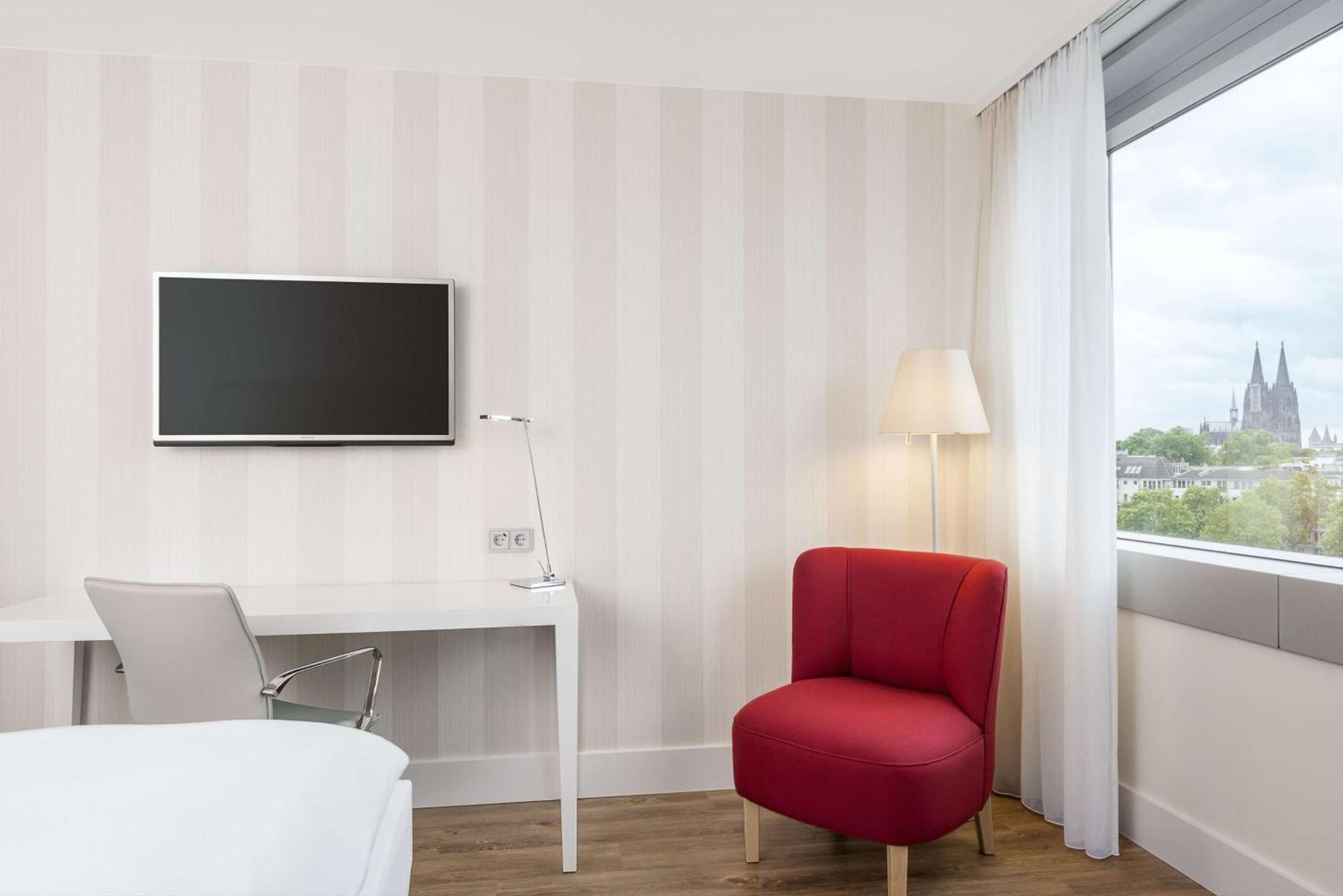 Nh Collection Mediapark Hotel Colónia